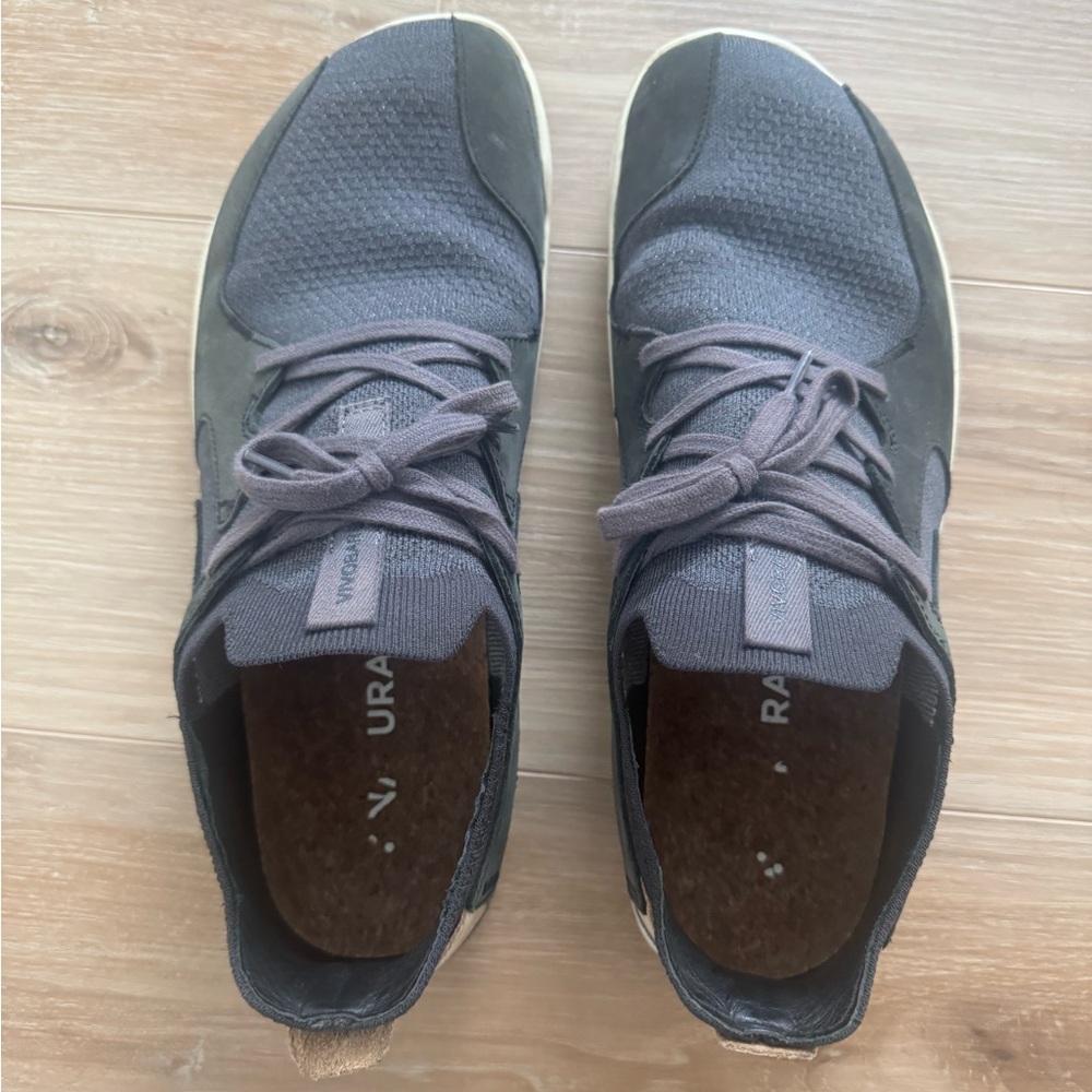 Vivo Barefoot Men's Black and Gray Sneakers